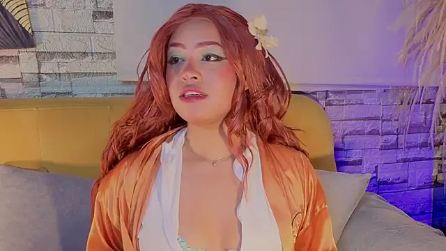 Estrella05  online show from February 24, 7:20 am