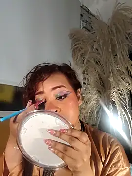 Estrella05  online show from February 12, 4:56 am