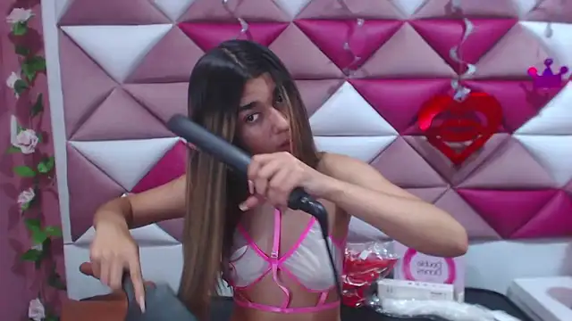 NahomiConnor  online show from March 5, 4:13 pm