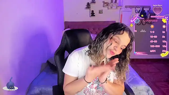 Sabrina Hall  online show from October 21, 2:44 am