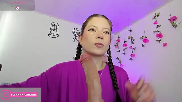 Susana garcia  online show from February 8, 9:45 pm