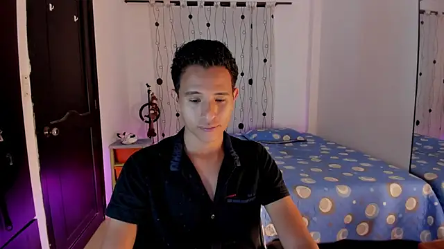 Snapshot of alessandro_wizard chatting on March 15, 1:08 am alessandro wizard online show from March 15, 1:08 am