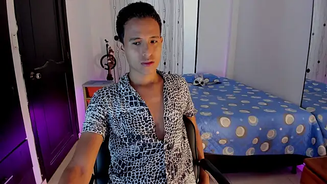 Snapshot of alessandro_wizard chatting on March 7, 7:27 pm alessandro wizard online show from March 7, 7:27 pm