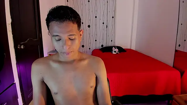 Snapshot of alessandro_wizard chatting on February 20, 7:41 pm alessandro wizard online show from February 20, 7:41 pm