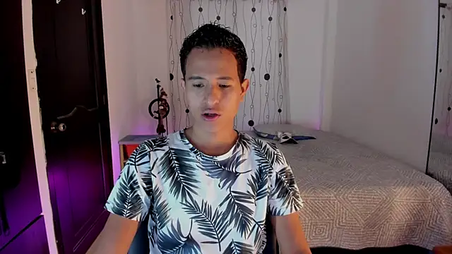 Snapshot of alessandro_wizard chatting on March 17, 1:08 pm alessandro wizard online show from March 17, 1:08 pm