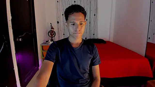 Snapshot of alessandro_wizard chatting on March 21, 11:23 pm alessandro wizard online show from March 21, 11:23 pm