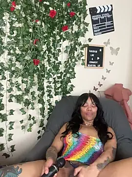 butterflybootyy online show from February 20, 9:44 am