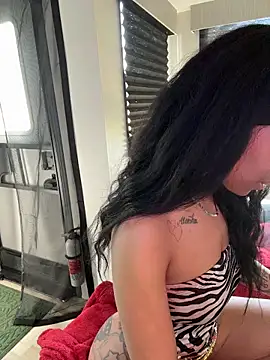 butterflybootyy online show from March 20, 3:46 pm