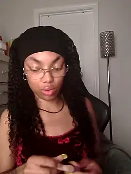 butterflybootyy online show from May 3, 7:02 am