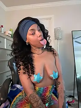 butterflybootyy online show from March 31, 7:49 pm