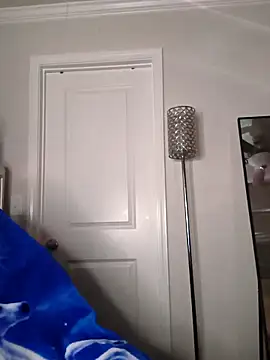 butterflybootyy online show from May 17, 8:14 am