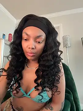 butterflybootyy online show from March 2, 2:35 pm