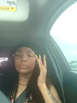 butterflybootyy online show from April 28, 11:53 pm