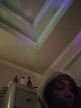 butterflybootyy online show from May 28, 1:46 am