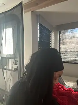 butterflybootyy online show from March 17, 3:15 pm