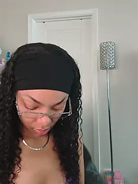 butterflybootyy online show from May 29, 1:17 pm