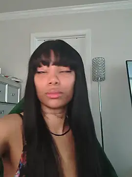 butterflybootyy online show from June 24, 6:17 pm