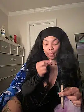 butterflybootyy online show from March 13, 6:51 am