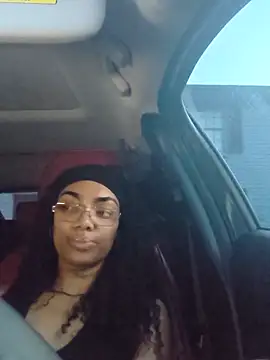 butterflybootyy online show from May 16, 12:20 am