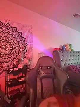 butterflybootyy online show from October 11, 1:01 pm