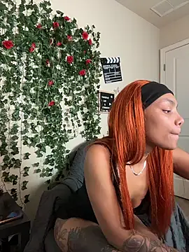 butterflybootyy online show from November 25, 3:07 am