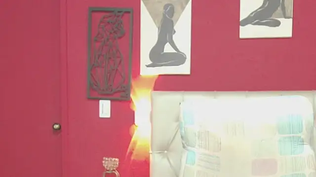 Snapshot of Karol_hot25 chatting on November 17, 4:49 am Karol hot25 online show from November 17, 4:49 am