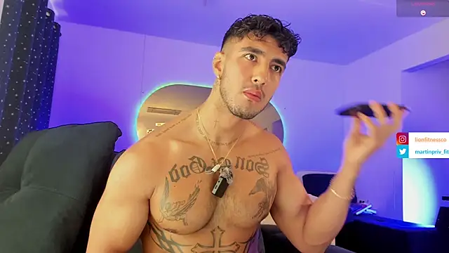 Snapshot of JACOB_MARTINS chatting on March 2, 6:46 pm JACOB MARTINS online show from March 2, 6:46 pm