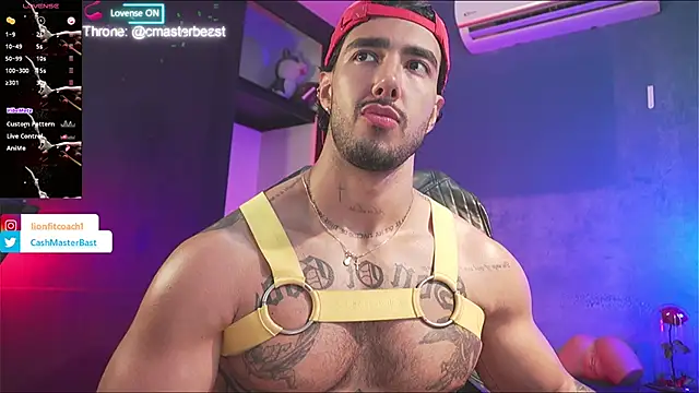 JACOB MARTINS online show from May 3, 5:16 pm