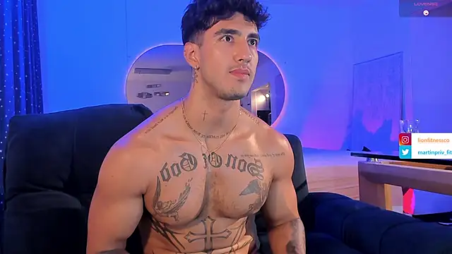 Snapshot of JACOB_MARTINS chatting on February 20, 10:37 pm JACOB MARTINS online show from February 20, 10:37 pm