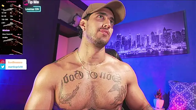 Snapshot of JACOB_MARTINS chatting on October 15, 7:44 pm JACOB MARTINS online show from October 15, 7:44 pm