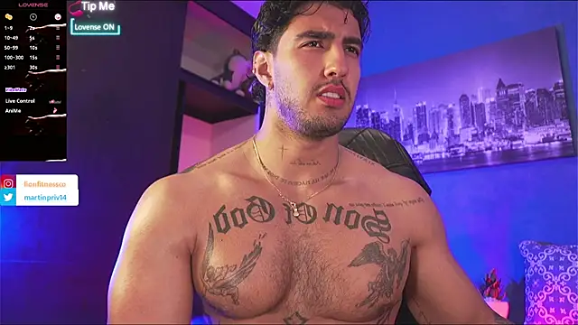 Snapshot of JACOB_MARTINS chatting on October 1, 12:06 am JACOB MARTINS online show from October 1, 12:06 am