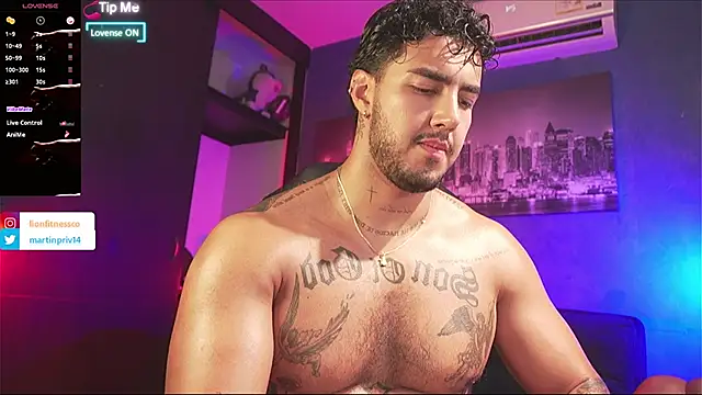 JACOB MARTINS online show from January 13, 9:08 pm