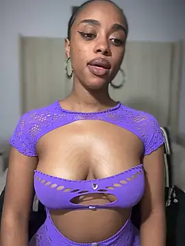 BhadBhad Kitty online show from December 5, 7:29 am