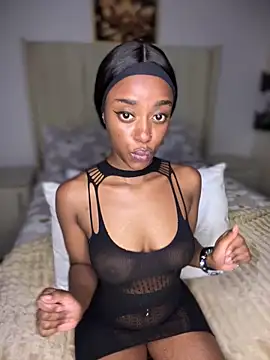 BhadBhad Kitty online show from March 17, 8:19 pm