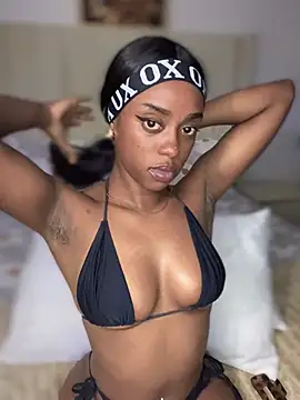 BhadBhad Kitty online show from March 16, 5:36 am