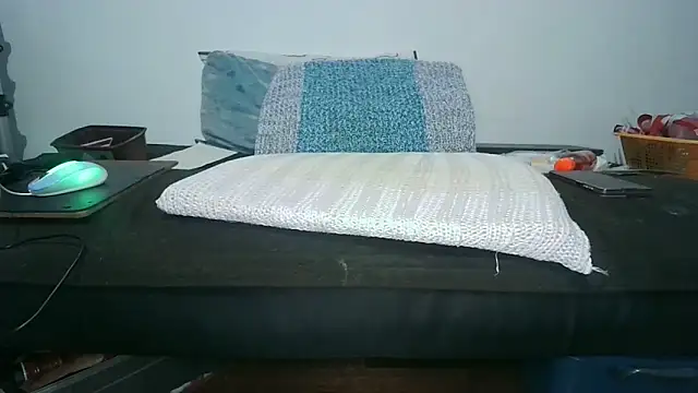 Elizabeth68 online show from February 24, 10:10 pm