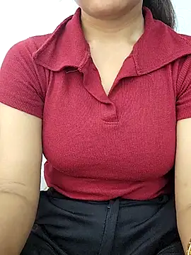 Snapshot of Riyu_05 chatting on September 18, 9:12 am Riyu 05 online show from September 18, 9:12 am