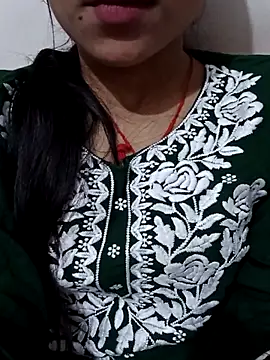 Snapshot of Riyu_05 chatting on October 11, 6:03 am Riyu 05 online show from October 11, 6:03 am