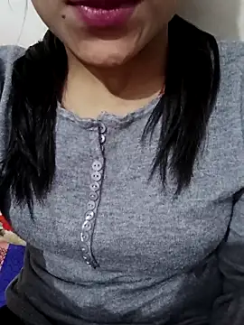 Snapshot of Riyu_05 chatting on March 6, 6:30 am Riyu 05 online show from March 6, 6:30 am