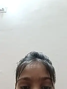 Snapshot of Riyu_05 chatting on February 6, 9:53 am Riyu 05 online show from February 6, 9:53 am