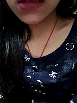 Snapshot of Riyu_05 chatting on March 3, 10:28 am Riyu 05 online show from March 3, 10:28 am