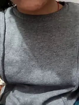 Snapshot of Riyu_05 chatting on February 19, 10:12 am Riyu 05 online show from February 19, 10:12 am