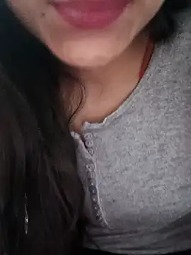 Snapshot of Riyu_05 chatting on February 10, 10:53 am Riyu 05 online show from February 10, 10:53 am