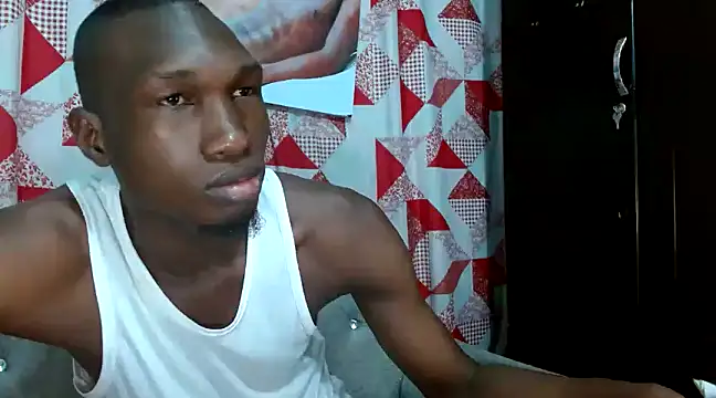 Snapshot of black30cmdick chatting on March 18, 8:16 pm black30cmdick online show from March 18, 8:16 pm