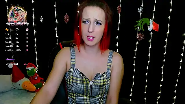 Snapshot of AgathaNoxe chatting on December 24, 11:00 pm AgathaNoxe online show from December 24, 11:00 pm
