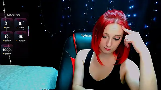 Snapshot of AgathaNoxe chatting on February 28, 1:47 am AgathaNoxe online show from February 28, 1:47 am