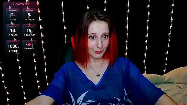 Snapshot of AgathaNoxe chatting on January 8, 2:14 am AgathaNoxe online show from January 8, 2:14 am