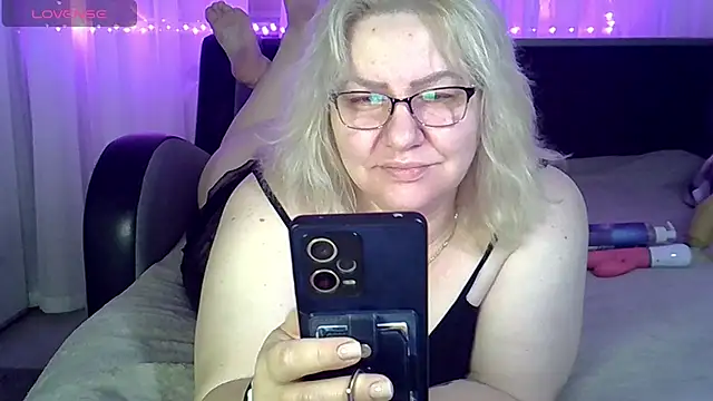 AngelinaGlam online show from November 6, 7:51 pm