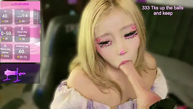 Teen sofia  online show from April 24, 2:13 am