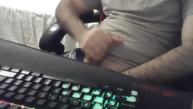 squiddy 69 online show from October 4, 6:20 pm